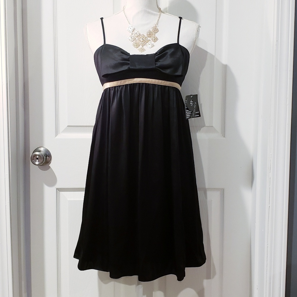 NWT NINE WEST 100% Silk Bow Front Babydoll Dress